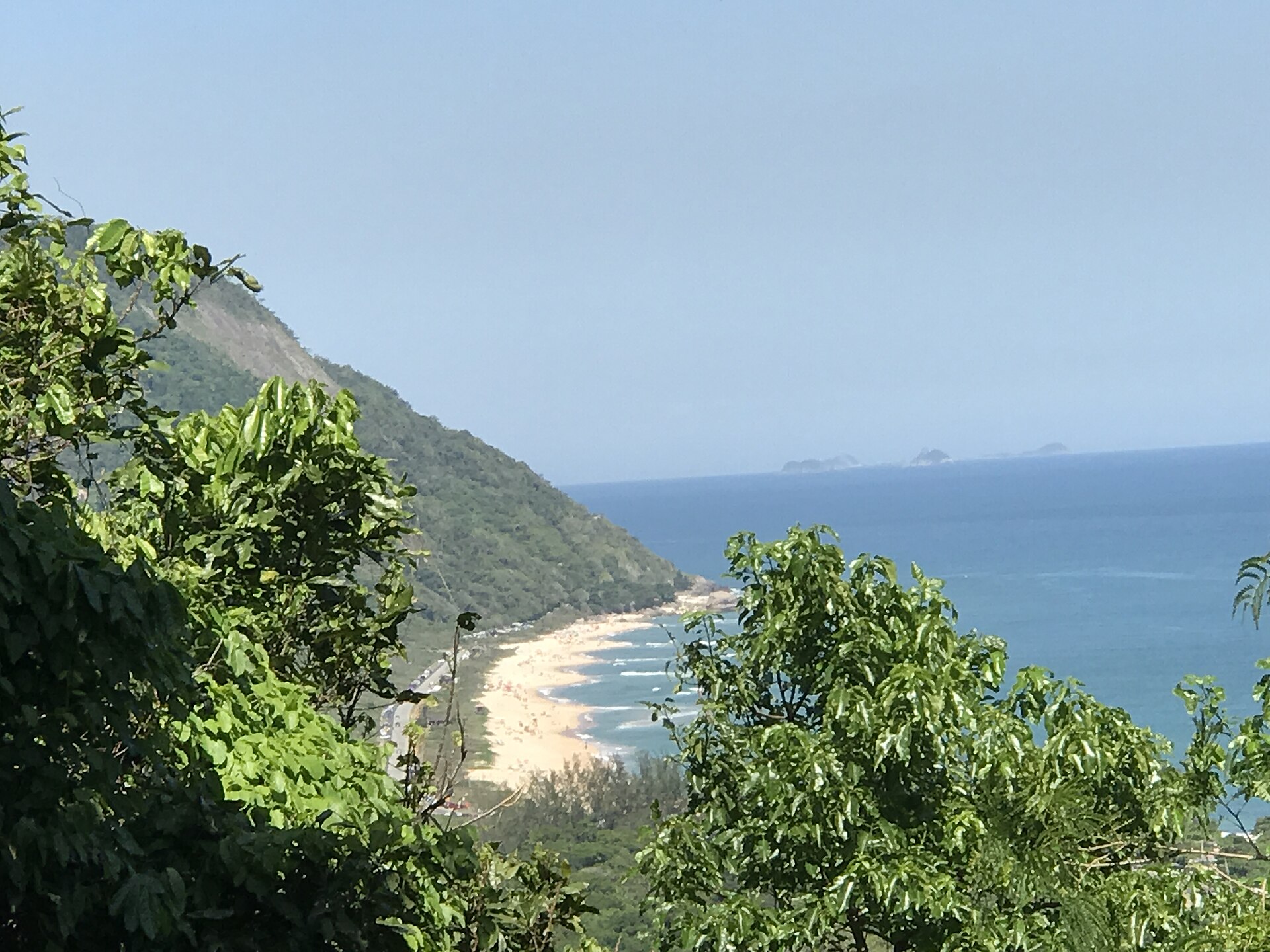 Imagem de referência de Área de Proteção Ambiental de Grumari, descrito nos dados abertos como área de Proteção Ambiental de Grumari de nível Municipal, localizado (a) em Rio de Janeiro (RJ)