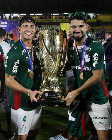 Flaco López e Giay, do Palmeiras, integram primeira convocação da Argentina após a Copa do Mundo