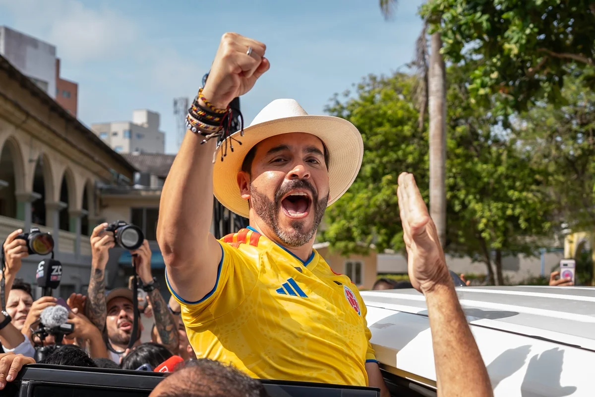Colômbia diz articular esforços regionais e internacionais contra facções