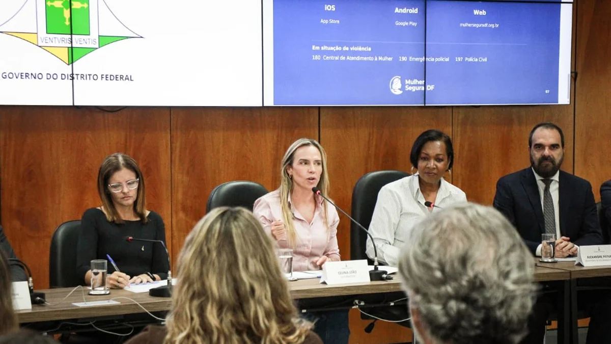Celina anuncia concurso para Educação e quer lançar edital ainda este ano