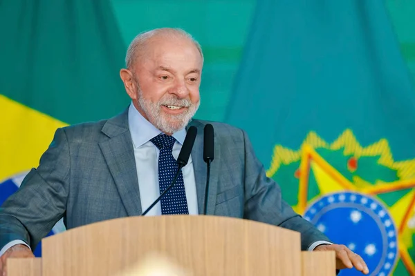 Aliados articulam encontro de Lula com empresários em SP - destaque galeria