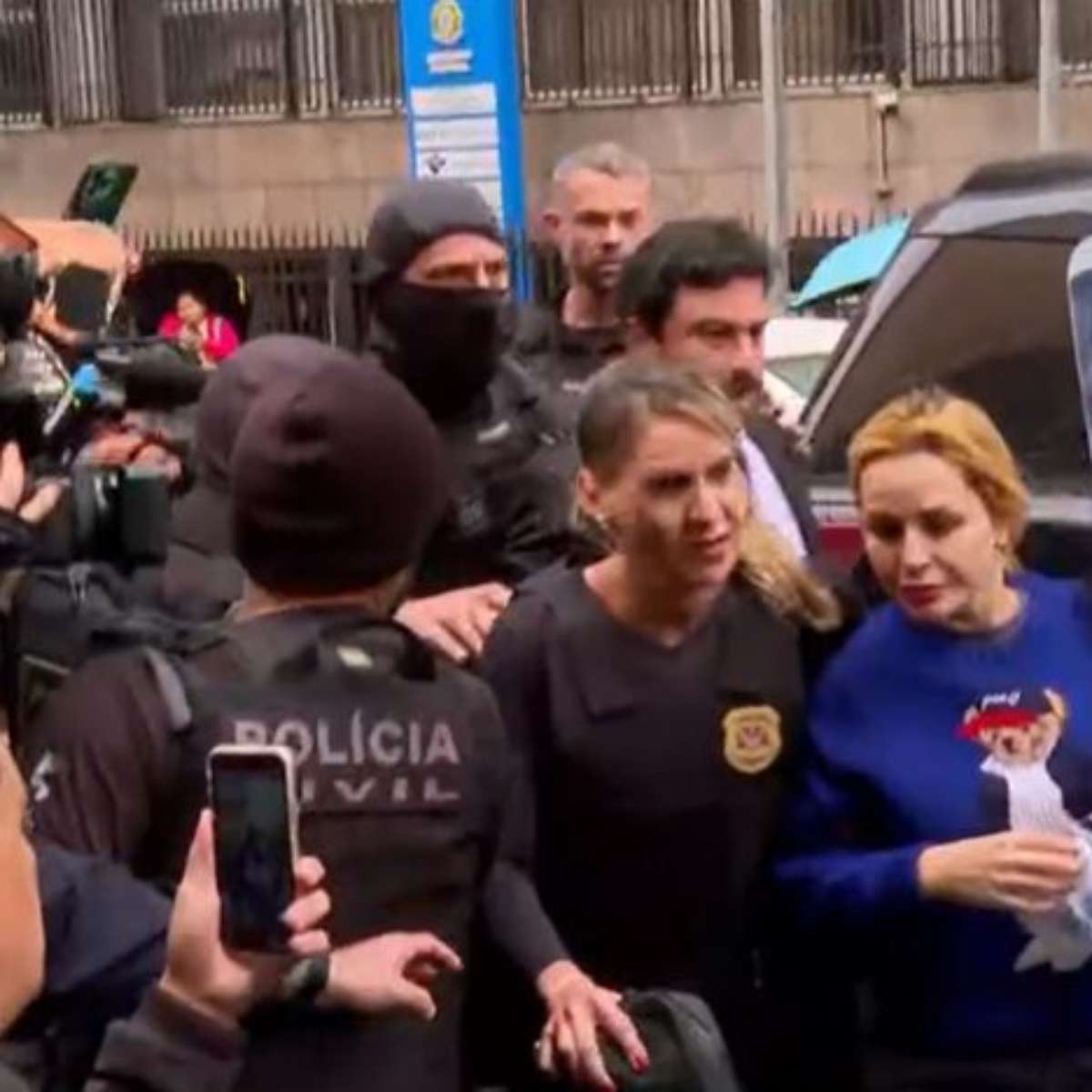 PMPE pune sargentos que atuaram como motoristas particulares de Deolane Bezerra