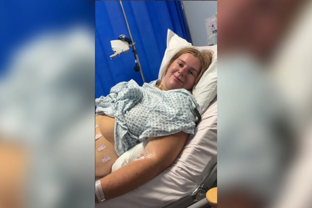 Mulher quase morre por sepse após espremer pelo encravado na virilha
