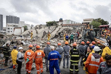 Prefeitura de SP embarga obras de construtoras envolvidas em desabamento de prédio
