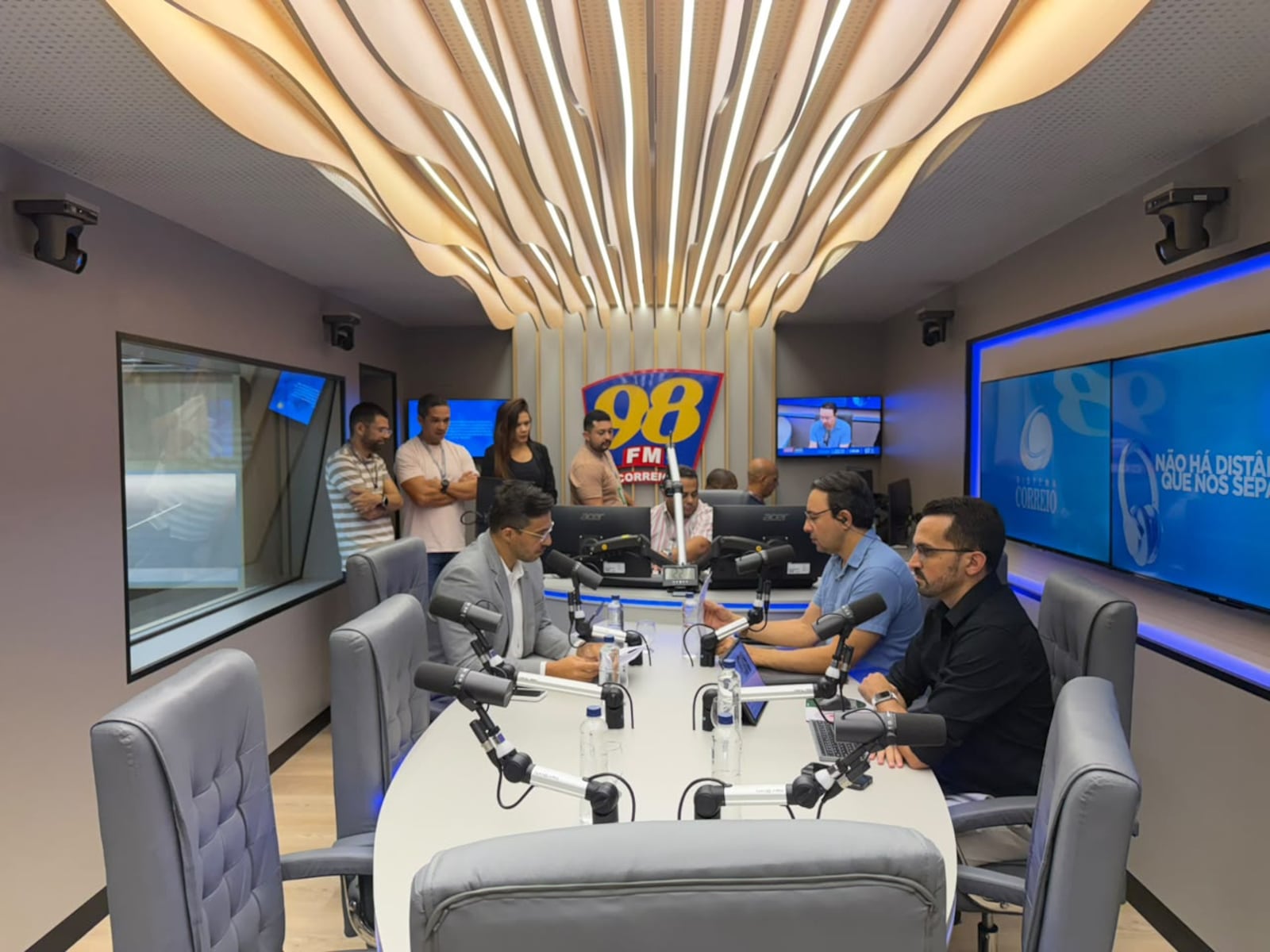 Imagem da matéria: Beatriz Ribeiro fala sobre modernização da nova reforma da Rádio Correio, Portal e Arena