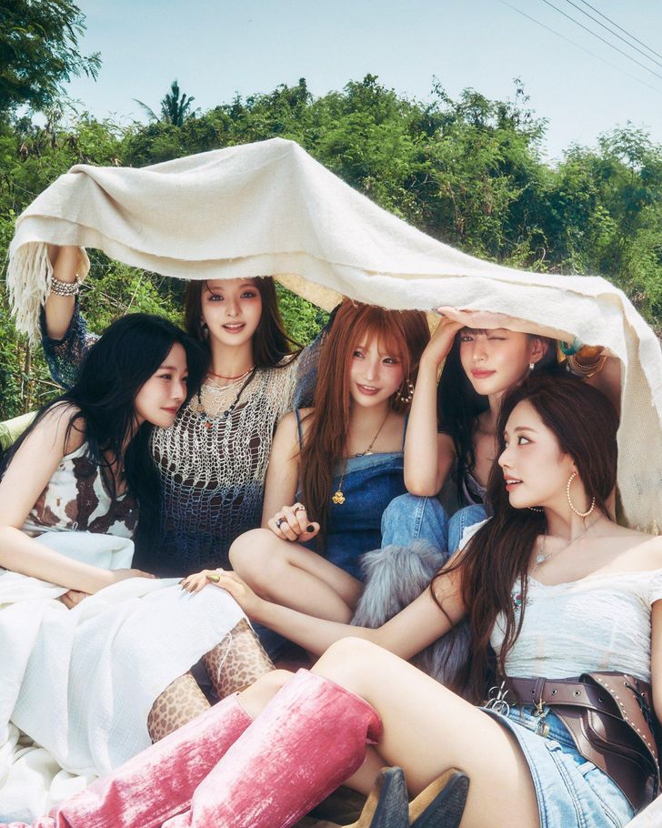 fromis_9 / Captured from ASND social media