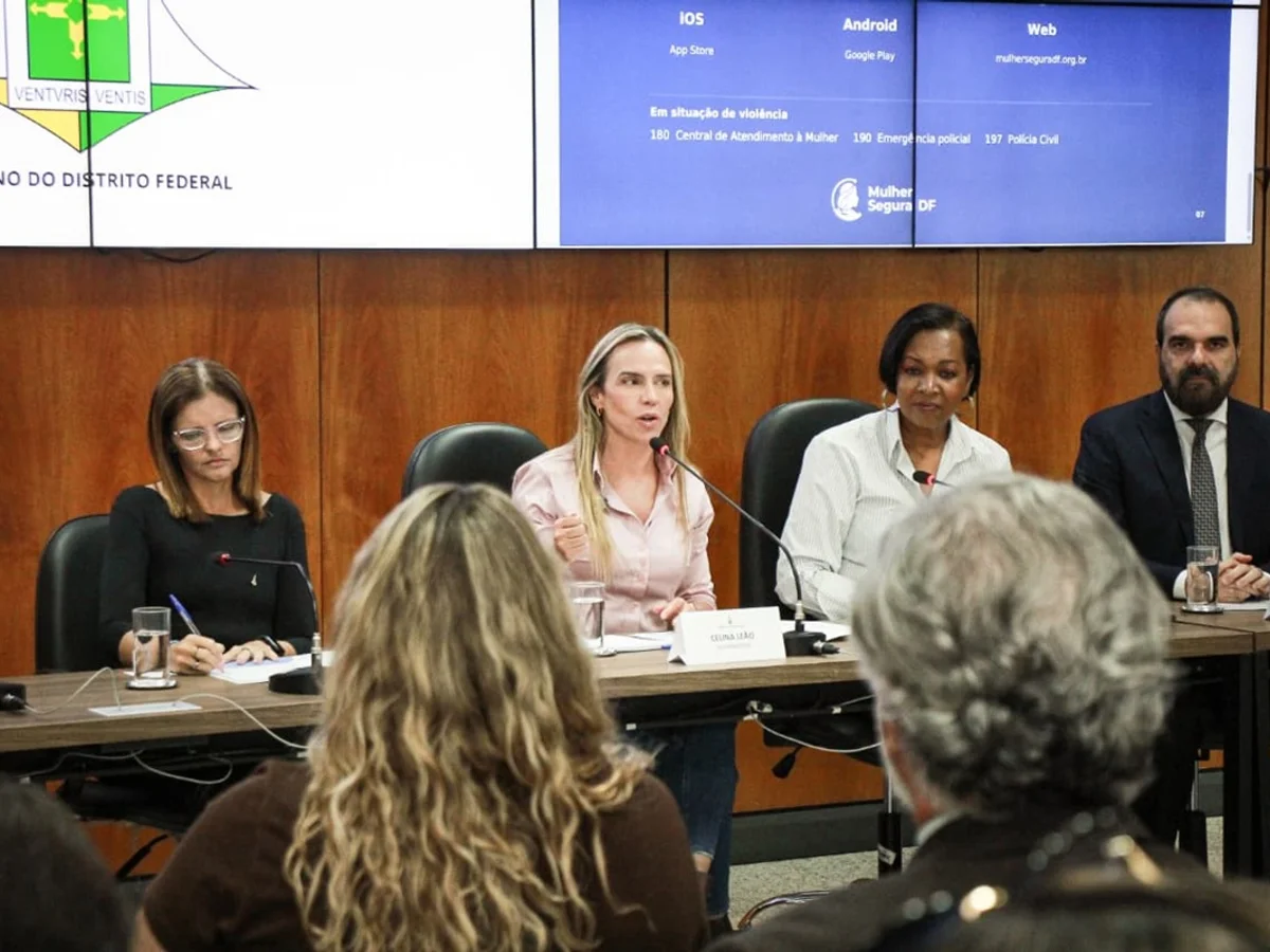 Celina anuncia concurso para Educação e quer lançar edital ainda este ano