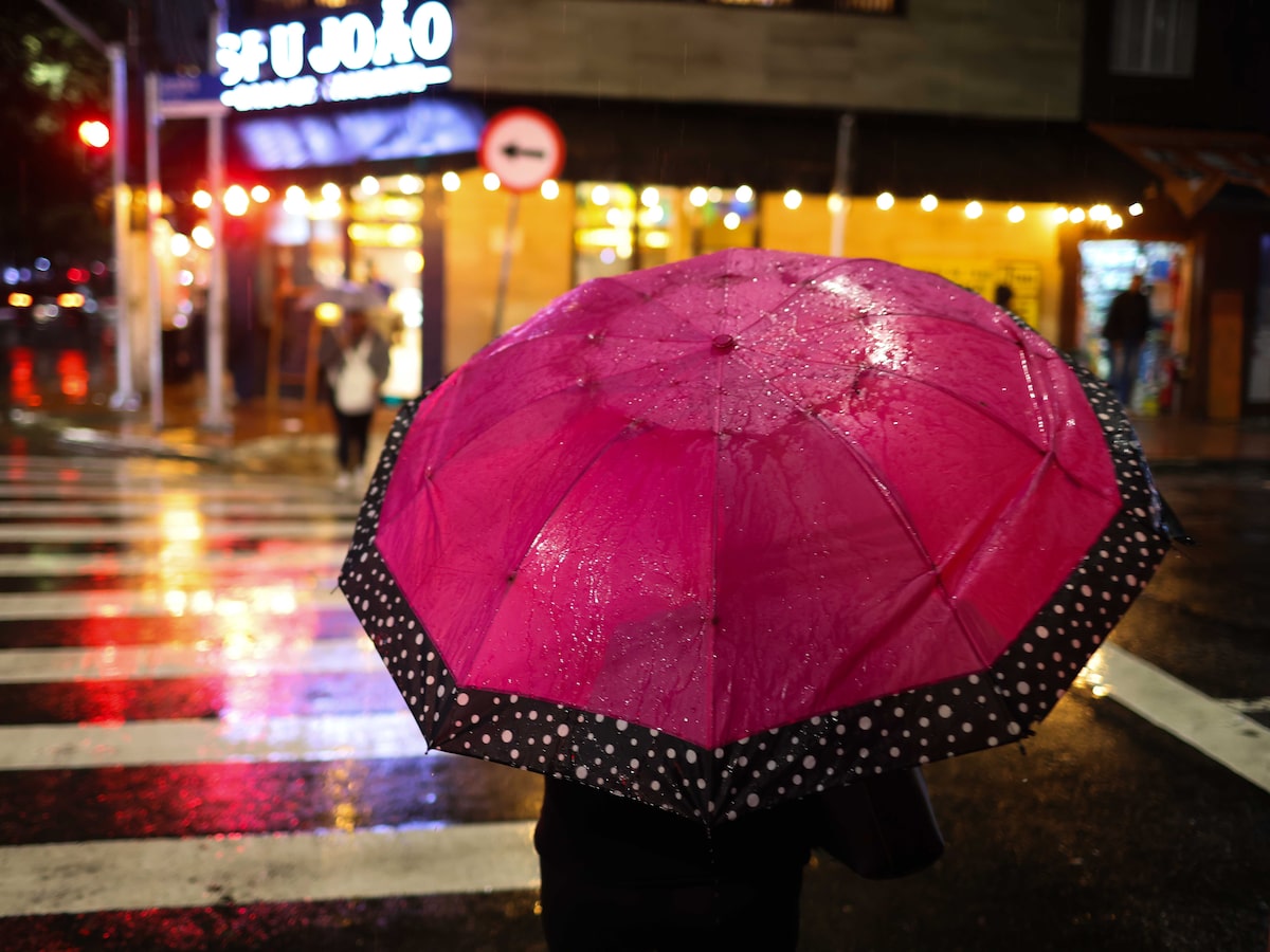 SP tem mais um dia sob alerta de perigo para tempestades; veja quando chuva dá trégua