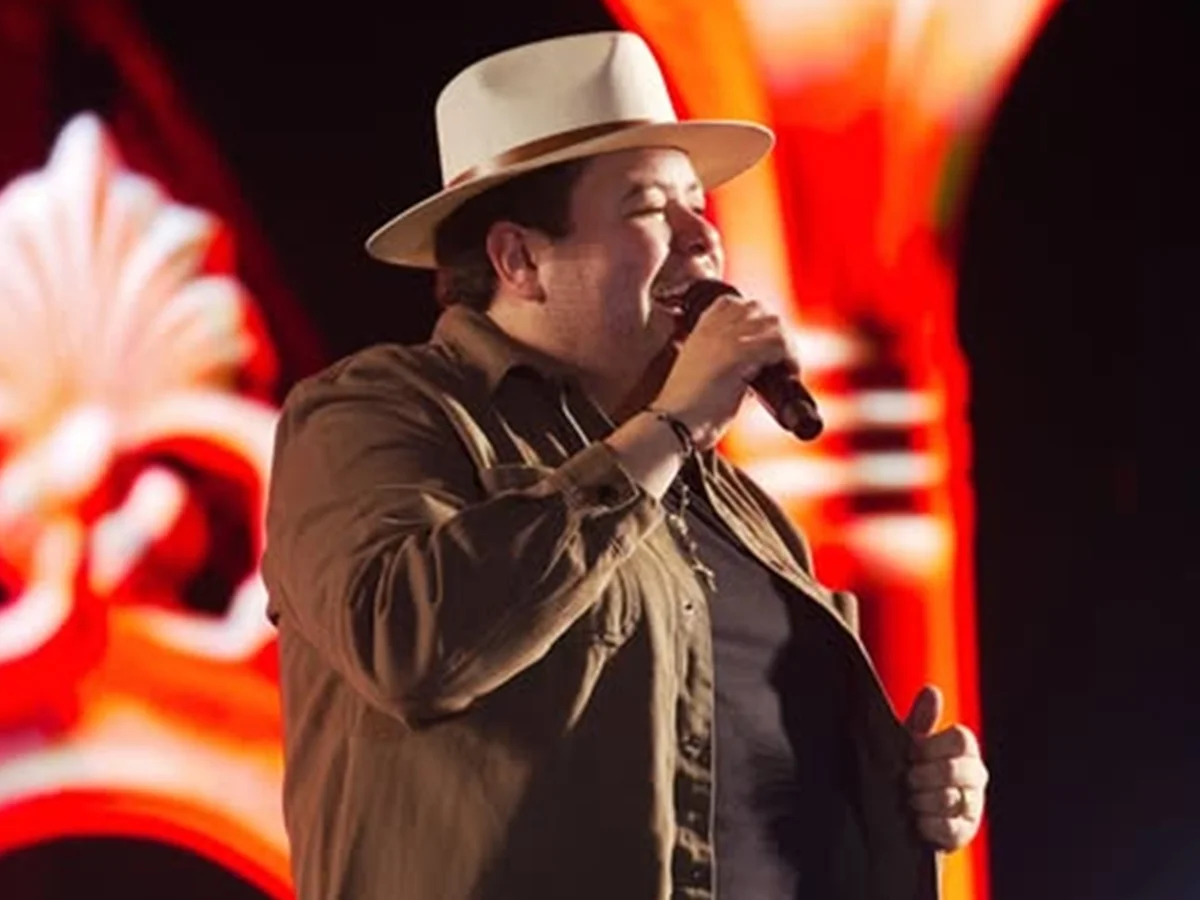 Rey Vaqueiro cancela shows após acidente com avião no RN