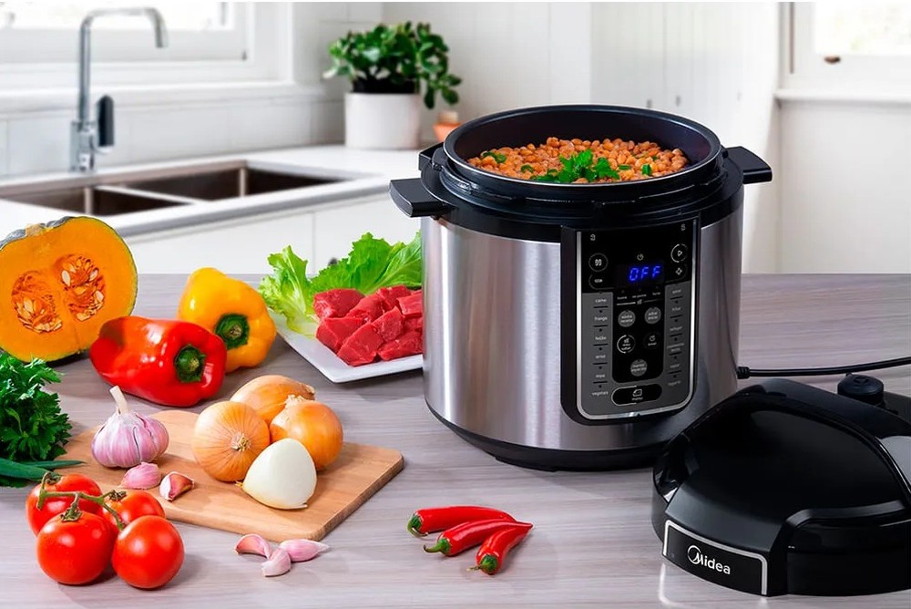 Panela de Pressão Elétrica 6 L MasterSteam Midea é ideal para quem cozinha com frequência — Foto: Midea/Divulgação