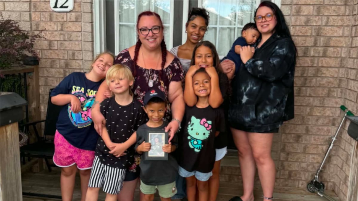 Family of fallen Canadian soldier unites with Barrie, Ont. couple and treasured thrift store find