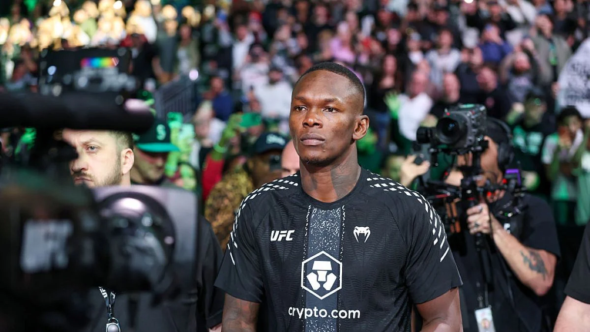 Adesanya diz que Poatan deve voltar aos meio-pesados: "É o que faz sentido"