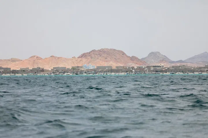 China e Djibouti afirmam que todos os países devem desfrutar da liberdade de navegação no Mar Vermelho