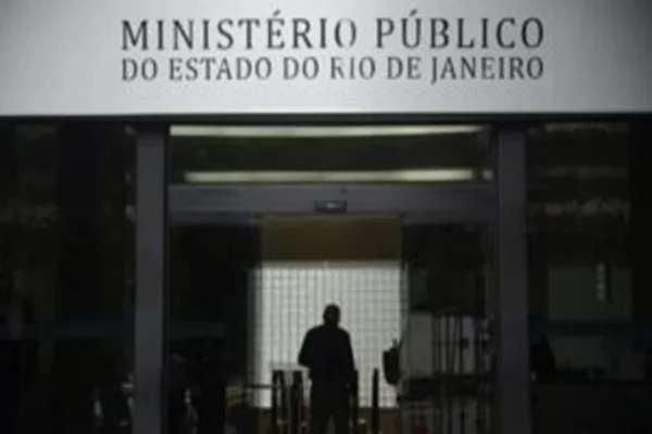 RJ: ex-secretária é alvo do MP por fraude envolvendo obras em escolas