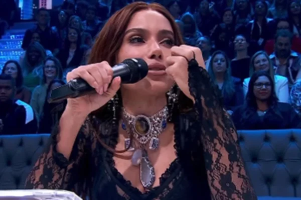 Anitta detona TSE em meio à possível vitória de Ruas antes do 2º turno - destaque galeria