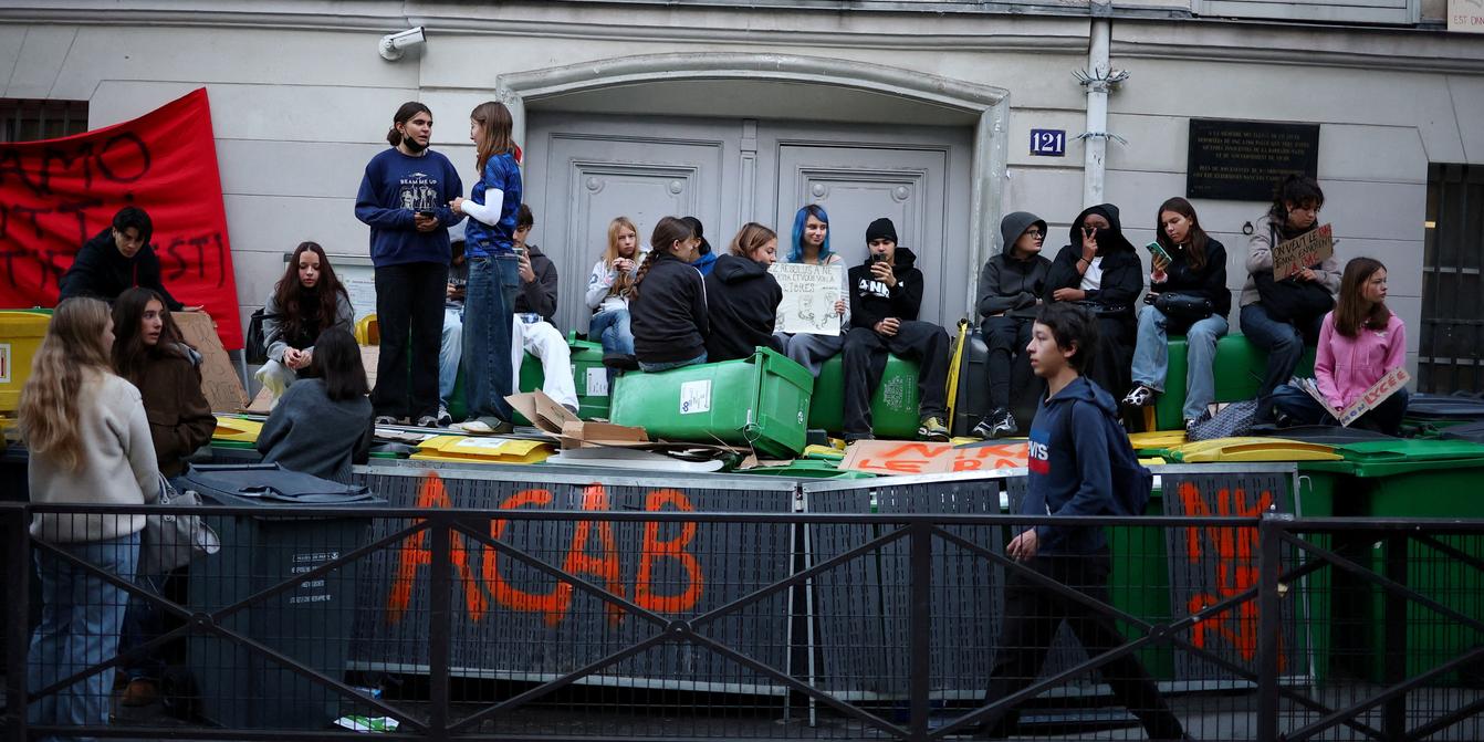 Novo dia de protestos em escolas secundárias planejado na França