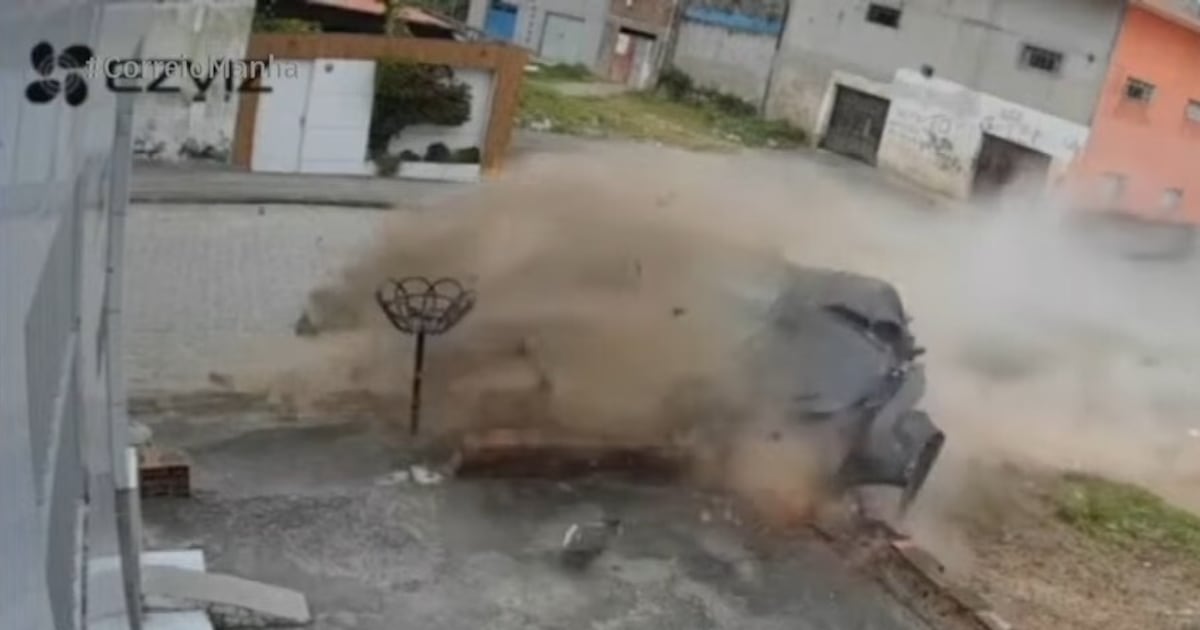 Idoso perde controle e morre após carro descer ladeira e bater em estrutura de concreto, na Paraíba