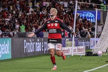 Renan Lodi diz que acertou Léo Pereira e admite pênalti contra o Flamengo: ‘Assumo meu erro’