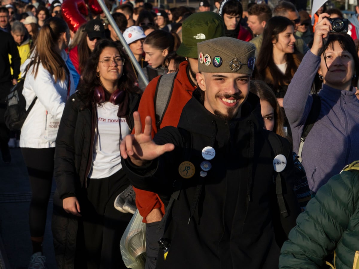 Um movimento de protestos estudantis tomou conta da Sérvia há dois anos. Este fim de semana, eles tentarão assumir o poder.