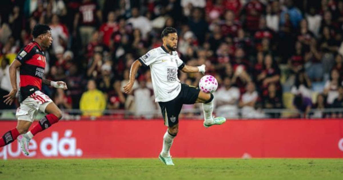 Renan Lodi diz que acertou Léo Pereira e admite pênalti contra o Flamengo: ‘Assumo meu erro’
