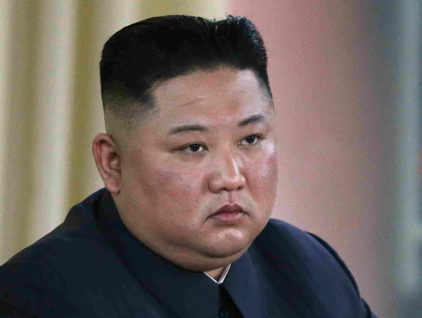 Agência afirma que Kim Jong Un é "extremamente obeso" e pesa mais de 140 kg