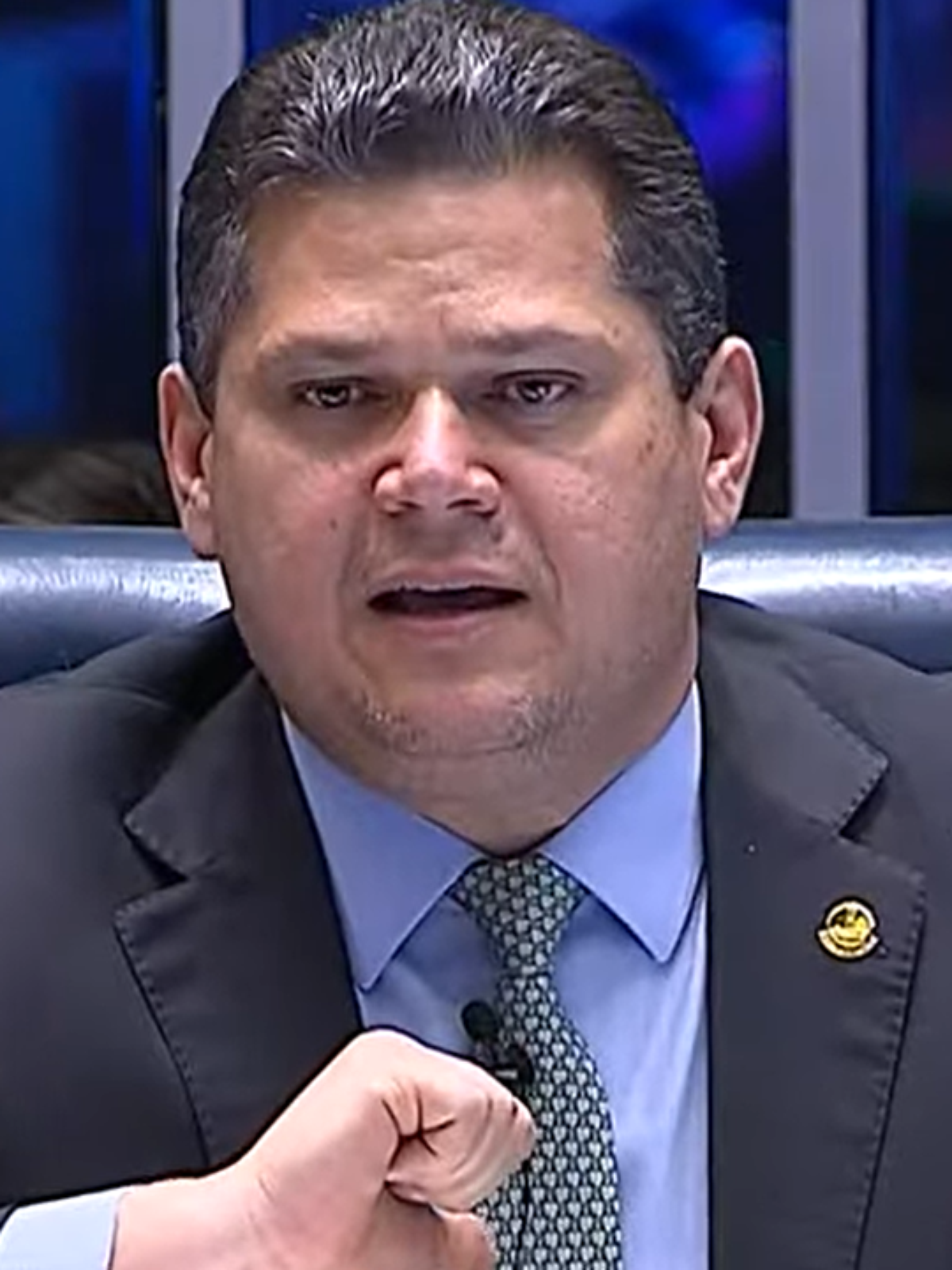 PEC da Segurança: após críticas, Alcolumbre retira votação da pauta da sessão desta quinta