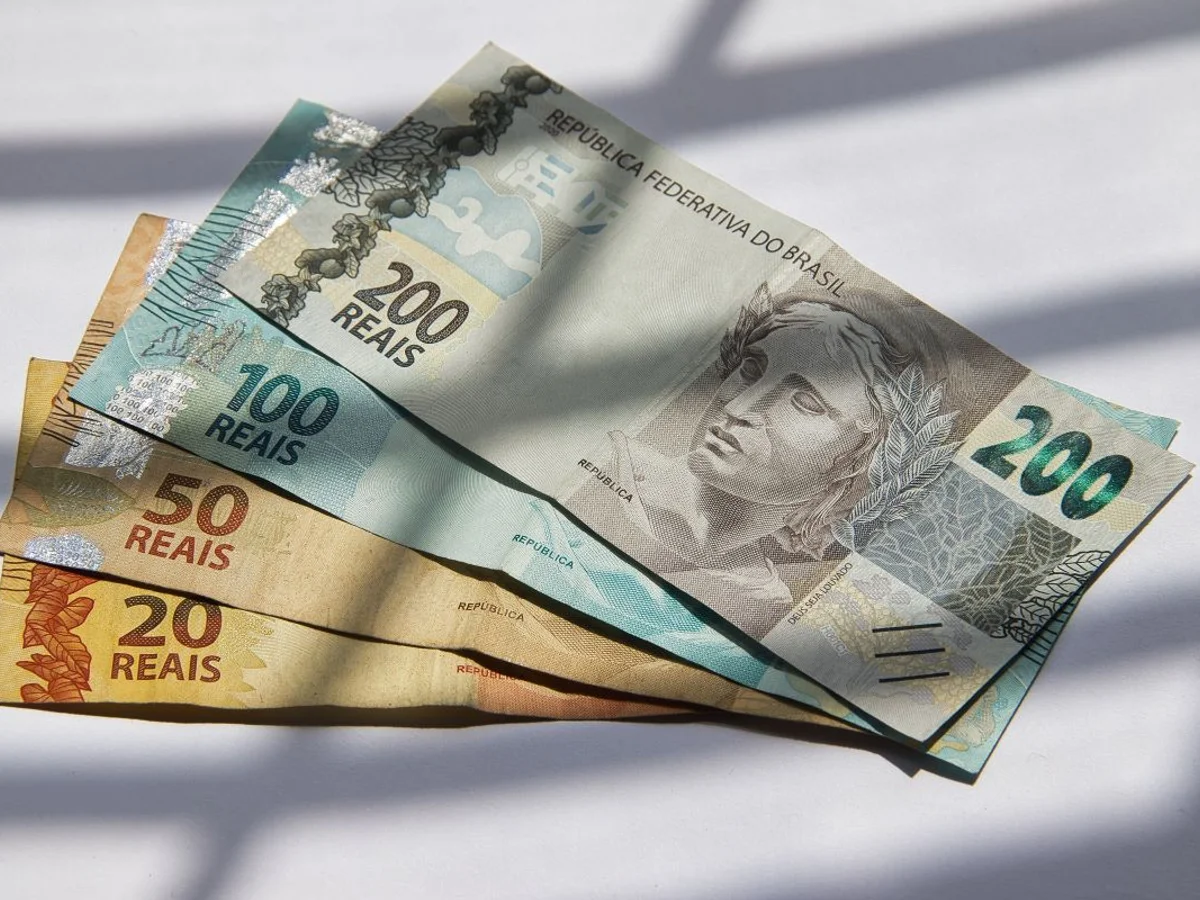 Tesouro cancela leilões de títulos públicos após volatilidade do mercado