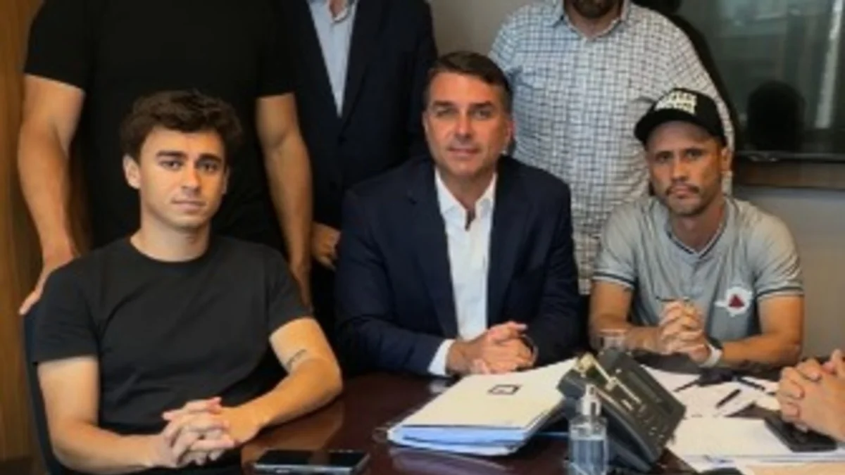Flávio atribui papéis em MG: Nikolas com redes, Cleitinho com prefeitos