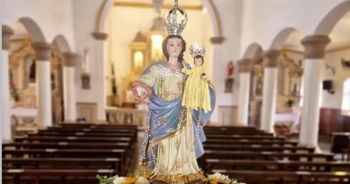 Jovem de 20 anos é preso após chutar imagem de Nossa Senhora em igreja de MG