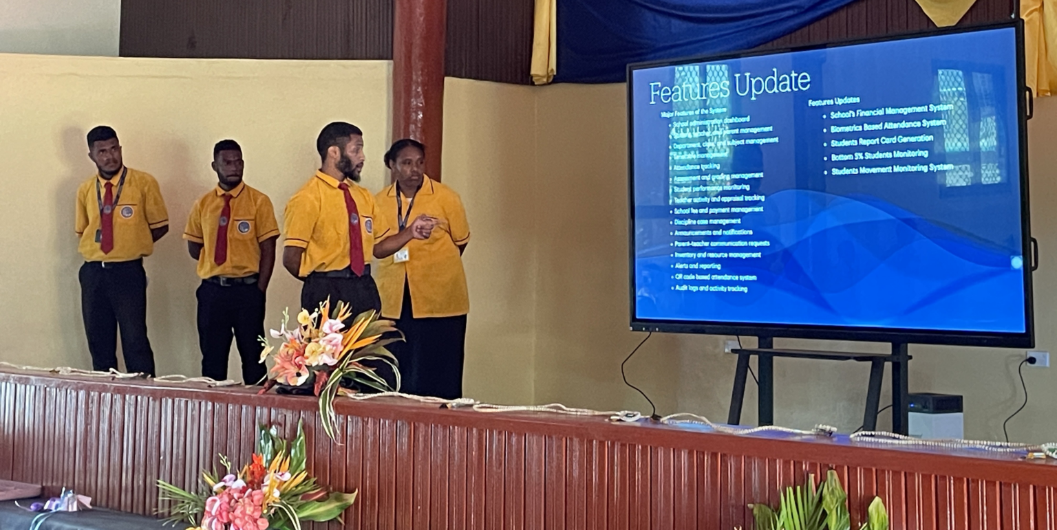 Alunos do Kerevat transformando teoria em prática