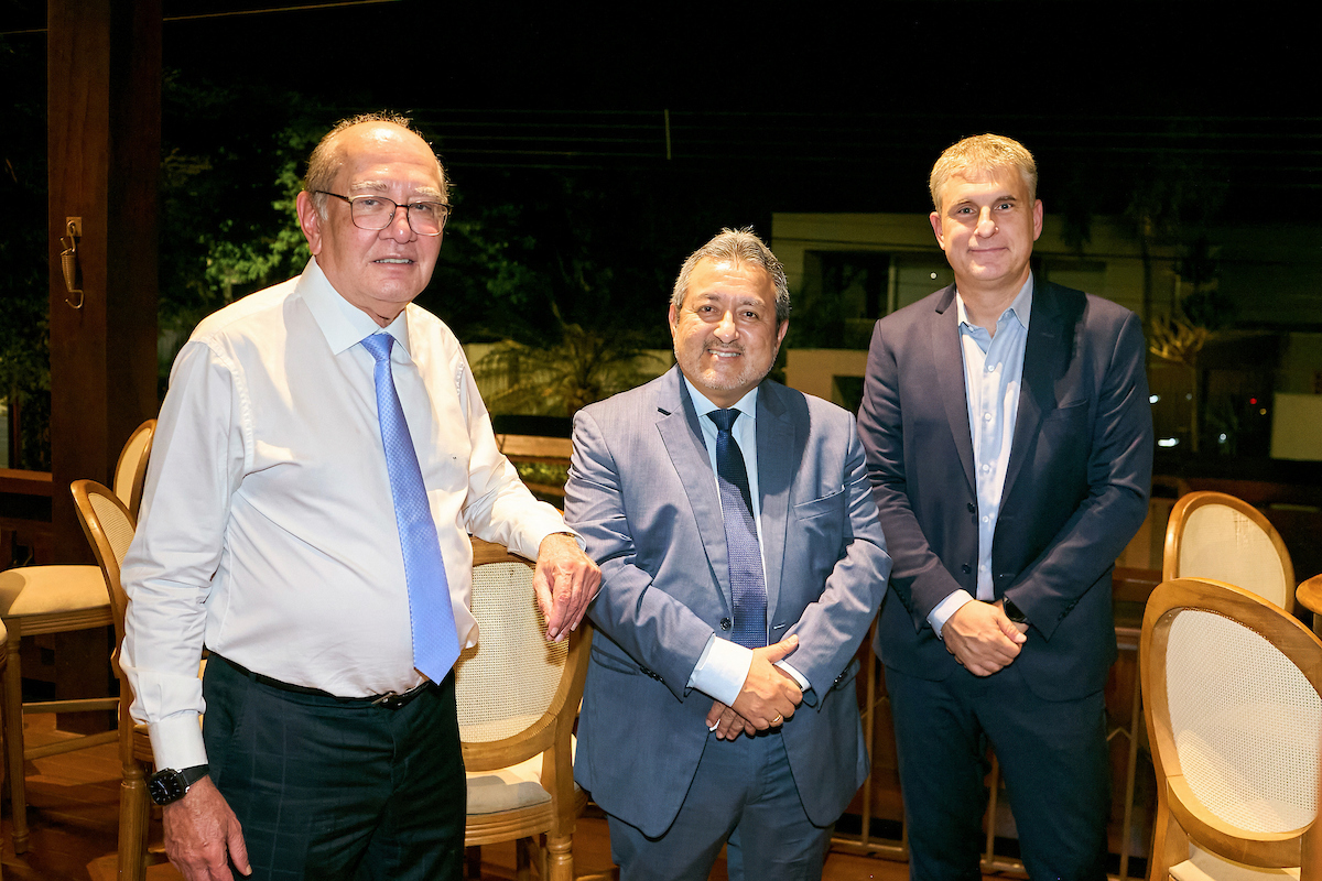 Em jantar, Gilmar Mendes recebe membros da Suprema Corte de Justiça do Peru