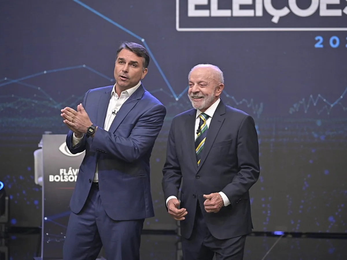 Flávio Bolsonaro x Lula: veja resultado das últimas pesquisas a presidente