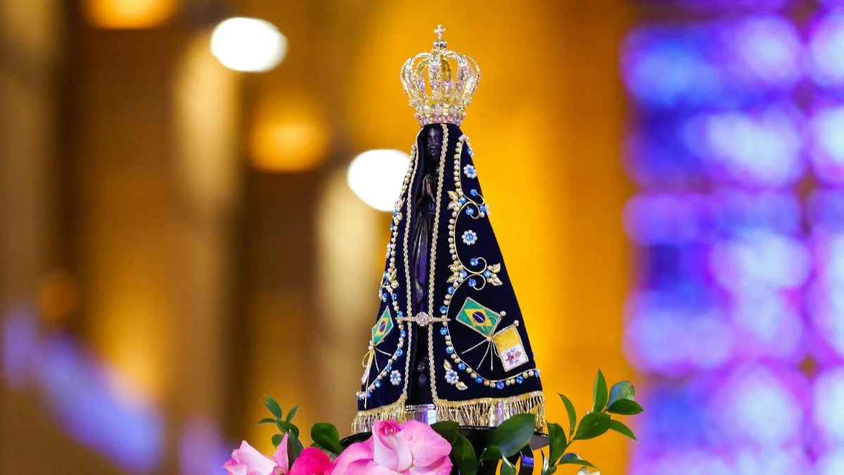 Como Nossa Senhora Aparecida foi proclamada rainha e padroeira do Brasil