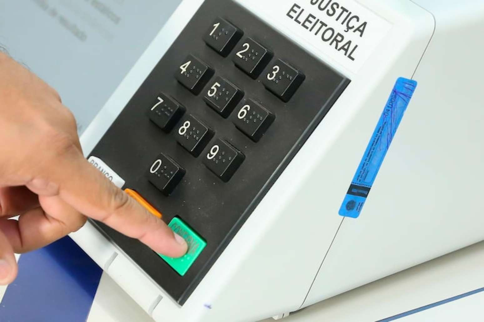 Urna eletrônica