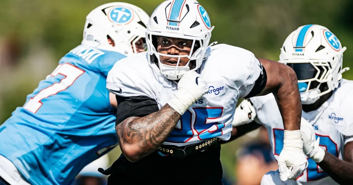 Jogador da NFL tem contrato rescindido após sacar arma durante briga em treino