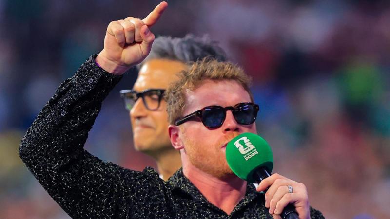 "Canelo" Álvarez pactou com Emilio Azcárraga que sua aposentadoria será no Estádio Banorte