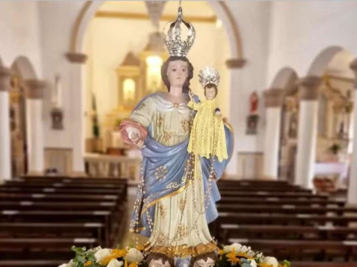 Jovem de 20 anos é preso após chutar imagem de Nossa Senhora em igreja de MG