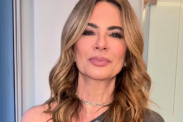 Luciana Gimenez é alvo de ação de despejo de cobertura milionária em SP