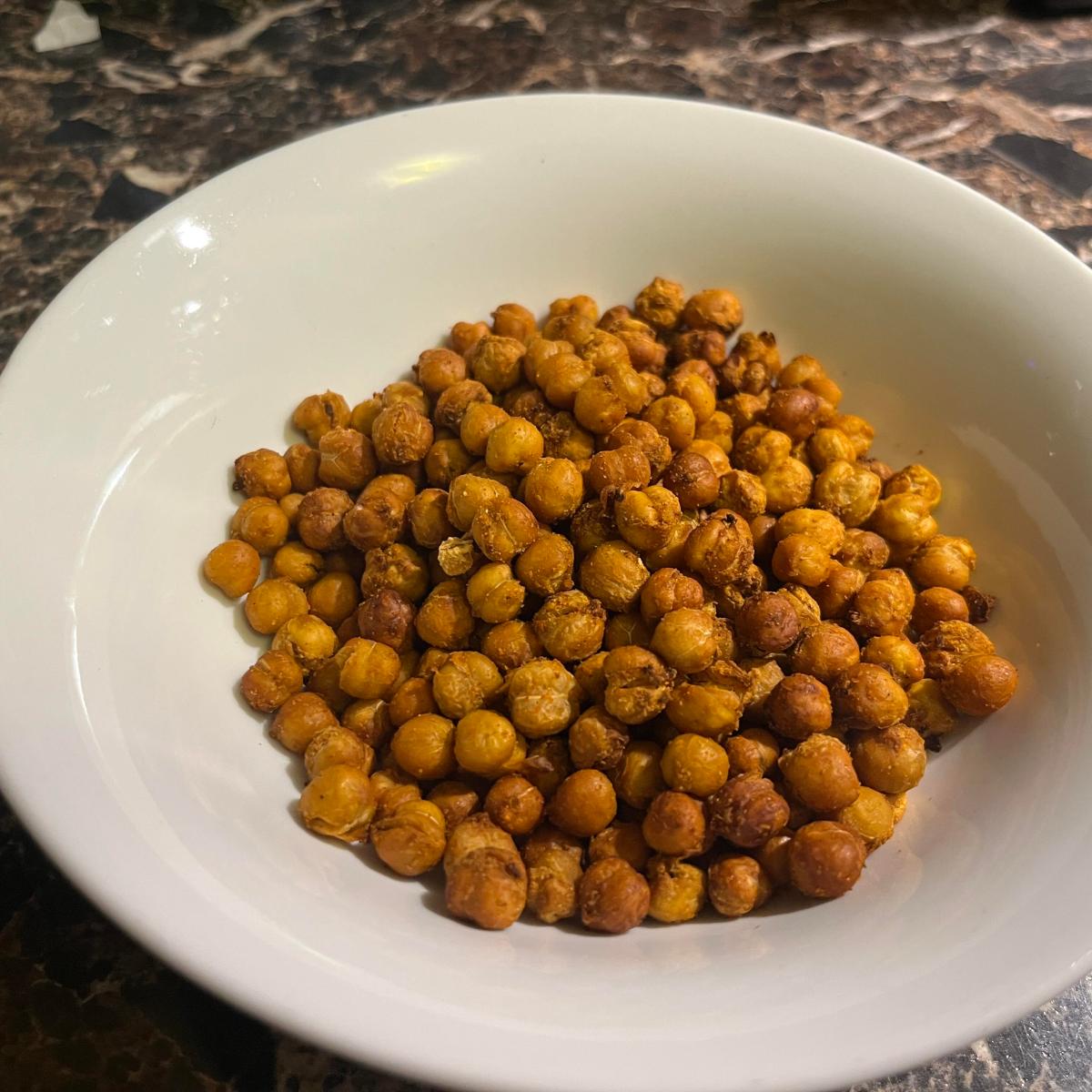 Você provavelmente já tem os ingredientes para fazer este lanche acessível e rico em proteínas