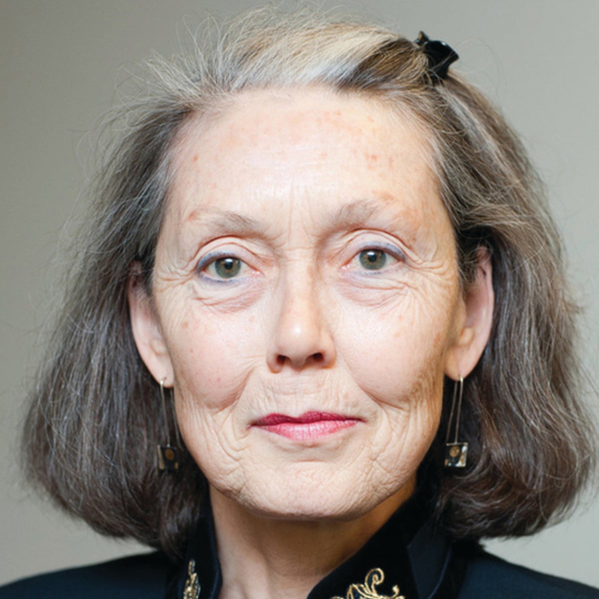 Anne Carson ganha o Prêmio Nobel de Literatura em 2026