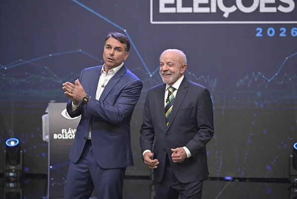 Flávio Bolsonaro x Lula: veja resultado das últimas pesquisas a presidente