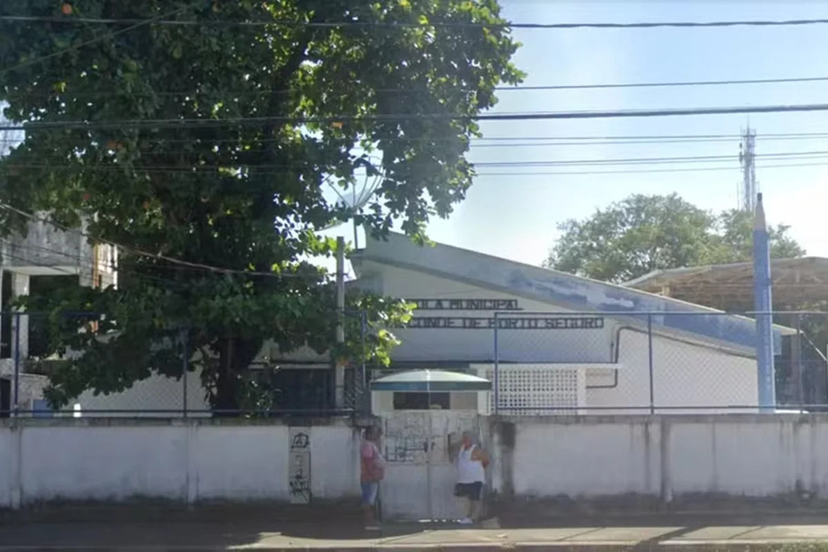 Imagem colorida, escola - Metrópoles